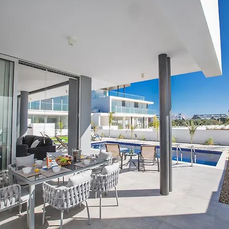 Willa The Complete Guide To Renting Your Exclusive Holiday In With Private Pool And Close To The Beach 1562 Protaras