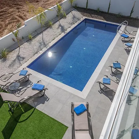 The Complete Guide To Renting Your Exclusive Holiday In With Private Pool And Close To The Beach 1562 Willa